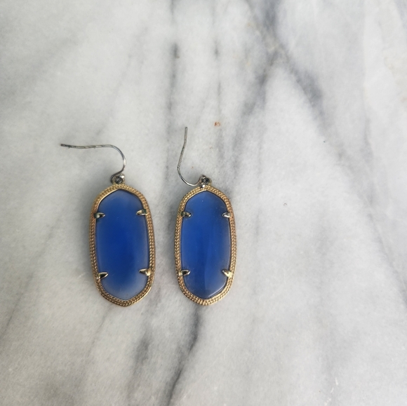 Kendra Scott Elle Earrings in Cobalt - Picture 3 of 3